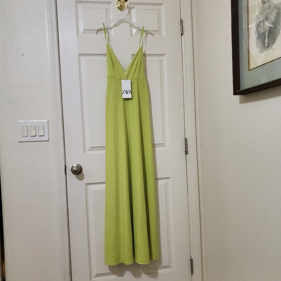 Zara Dress - Picture 2 of 14